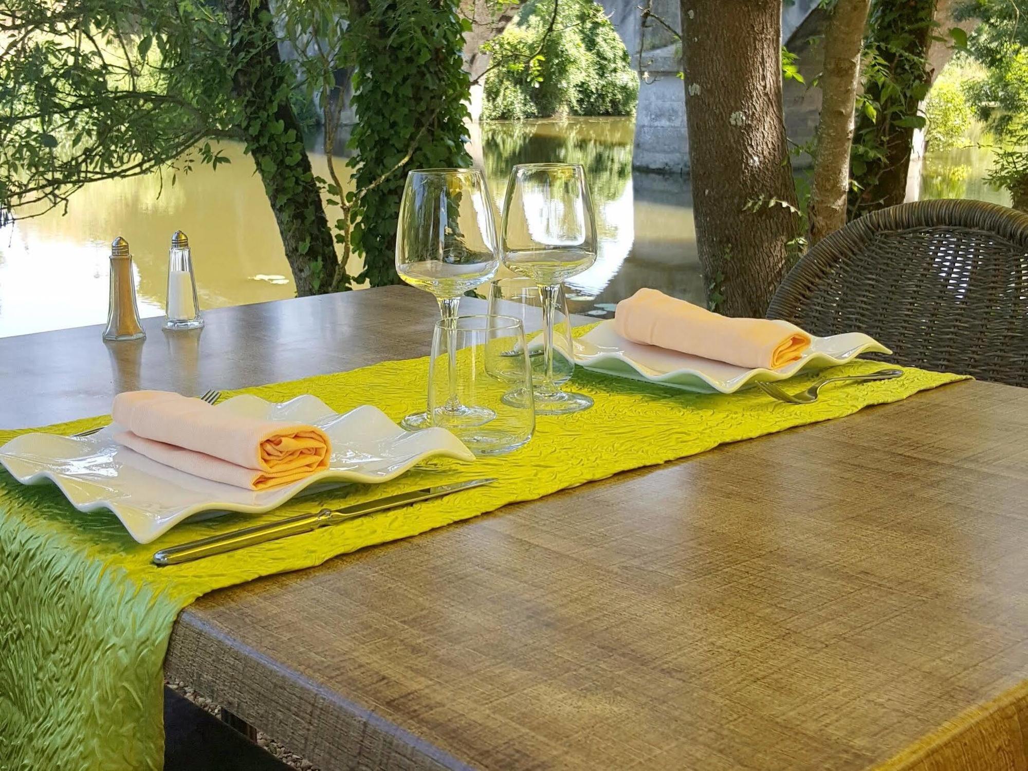 Logis Auberge De La Riviere Les Velluire-sur-Vendee Dış mekan fotoğraf